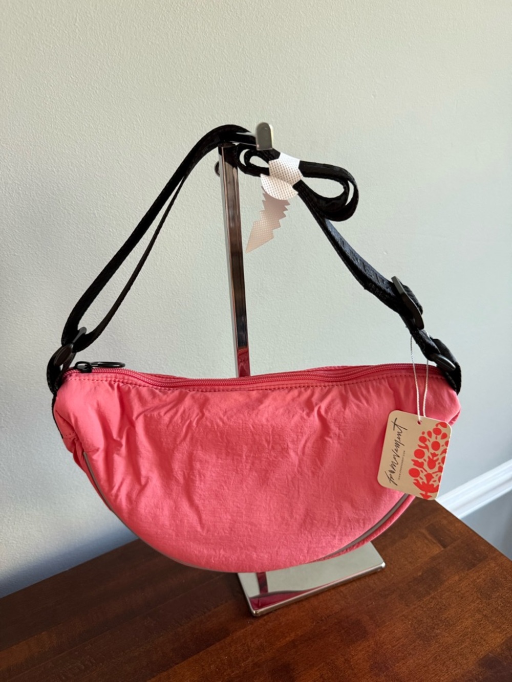 FREE PEOPLE MOVEMENT Bulls Eye Sling Bag-Coral - Picture 9 of 10